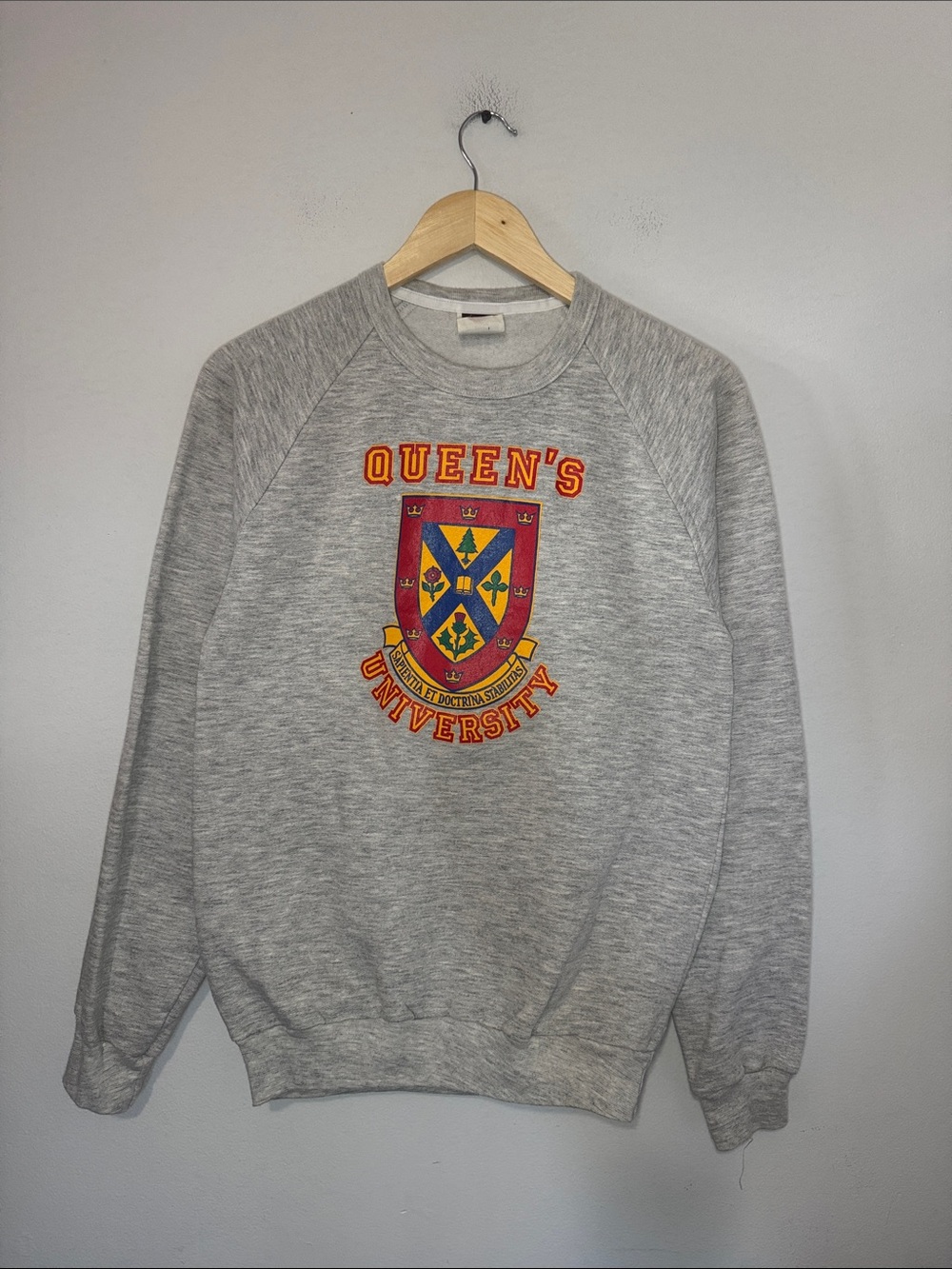 Vintage Queens University Crewneck / Medium / 80s - 90s